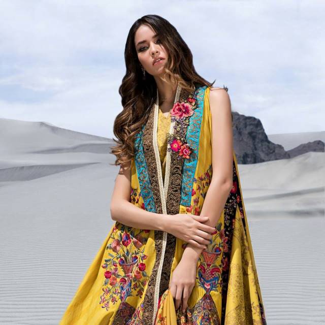 Why Is Sana Safinaz So Popular Every Season?